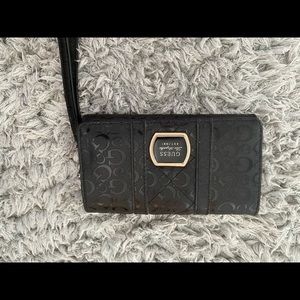 Guess wallet